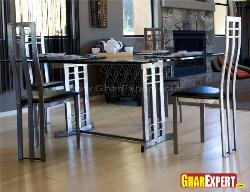 Modern and compact design for dining table