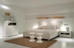 White bedroomgood