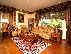 Traditional drawing room Interior Design Photos