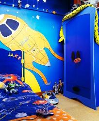 Spaceship design as kids room paint ideas Interior Design Photos