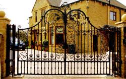 wrought iron gates design in top curved arch for bungalow Galary  n curves
