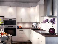 White Modular Kitchen Interior Design Photos