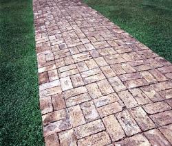 Garden Pathway made of bricks Making a