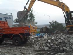 old debris disposal works Majlis ciling old dising