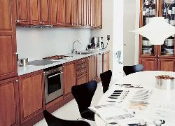 Elegant kitchen with a large eatin area Interior Design Photos