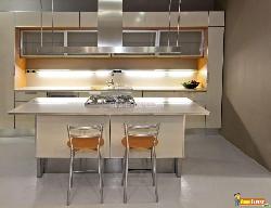 New light kitchen with counter and chairs Interior Design Photos