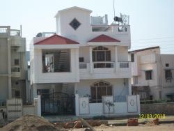 Duplex elevation picture with boundary wall design Boundary wal of roof disaen