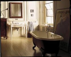 A big Bathroom design with a tub Interior Design Photos