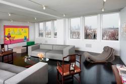 Drawing room of Lo-Scher Loft, New York City Surat city gipson celling dizaines