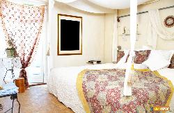 Royal Traditional Bedroom Interior Design Photos