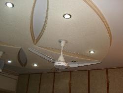 Minimal POP ceiling design with fan Kornish fan