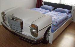 Kids bed in Car style Car ports